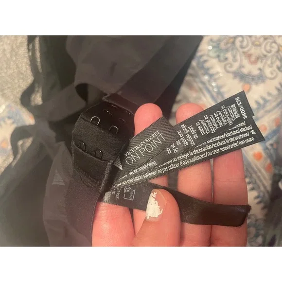 Victorias Secret On Point Sport Bra 34DD Black Grey Print High Impact Racerback - Picture 3 of 3